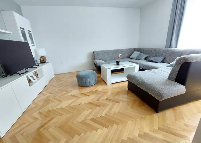 Апартаменты With Wifi - 24413 *